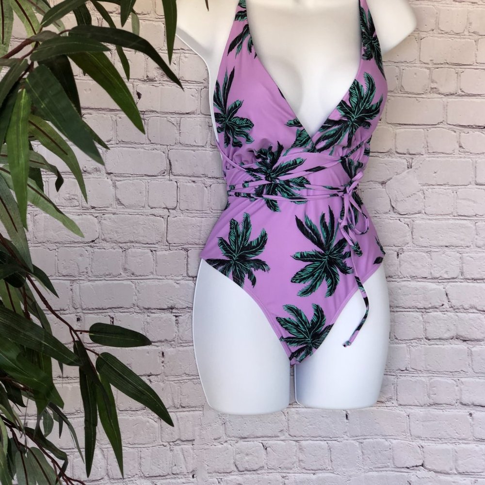 Tropic-chic Coco Palm One-Piece Swimsuit in Lilac